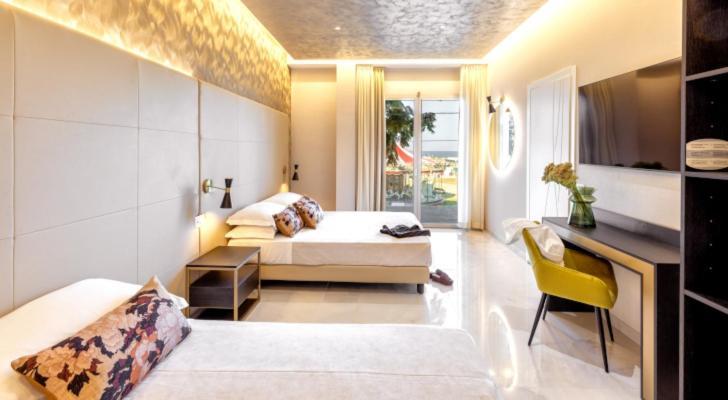 Hotel Mondial Rimini Zewnętrze zdjęcie
