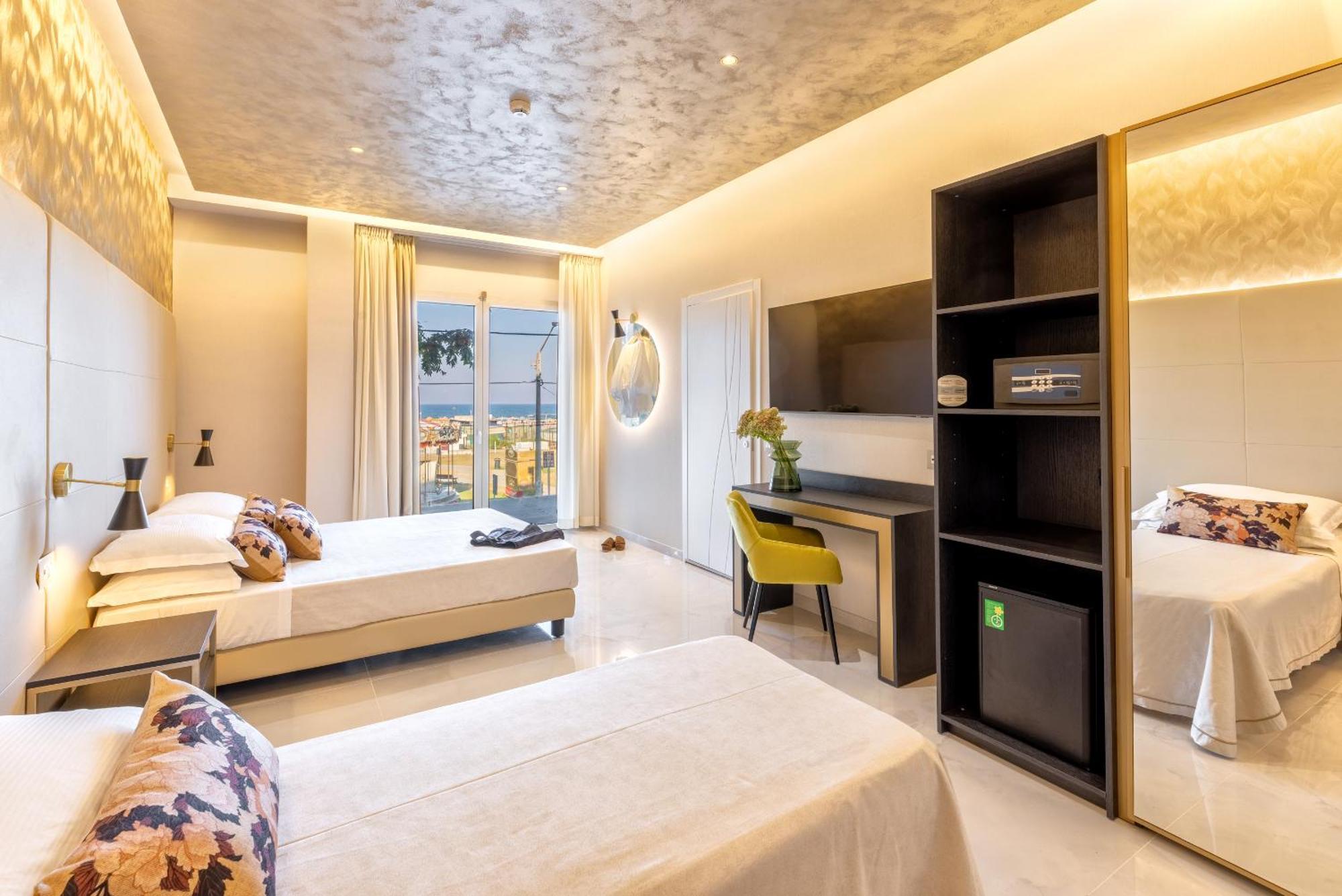 Hotel Mondial Rimini Zewnętrze zdjęcie